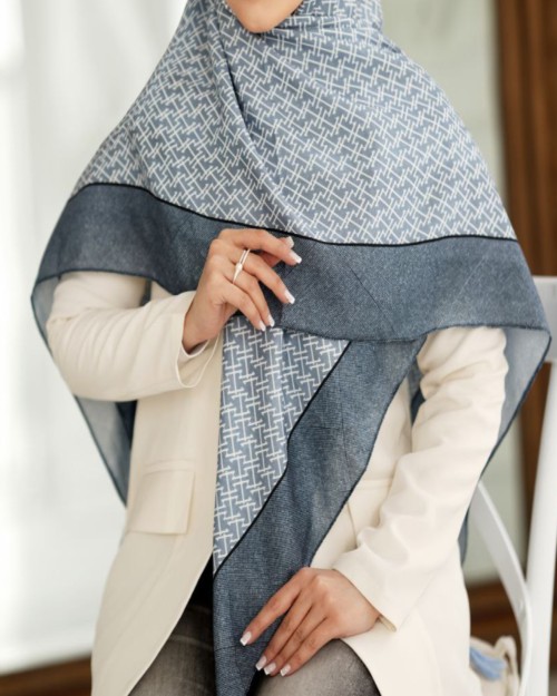  ▫️روسری نخی لاوین دوروخت منگوله دار طرح رایکا کد 20375 